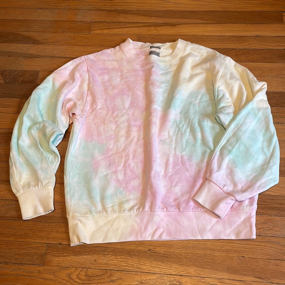 GAP tie dye sweatshirt